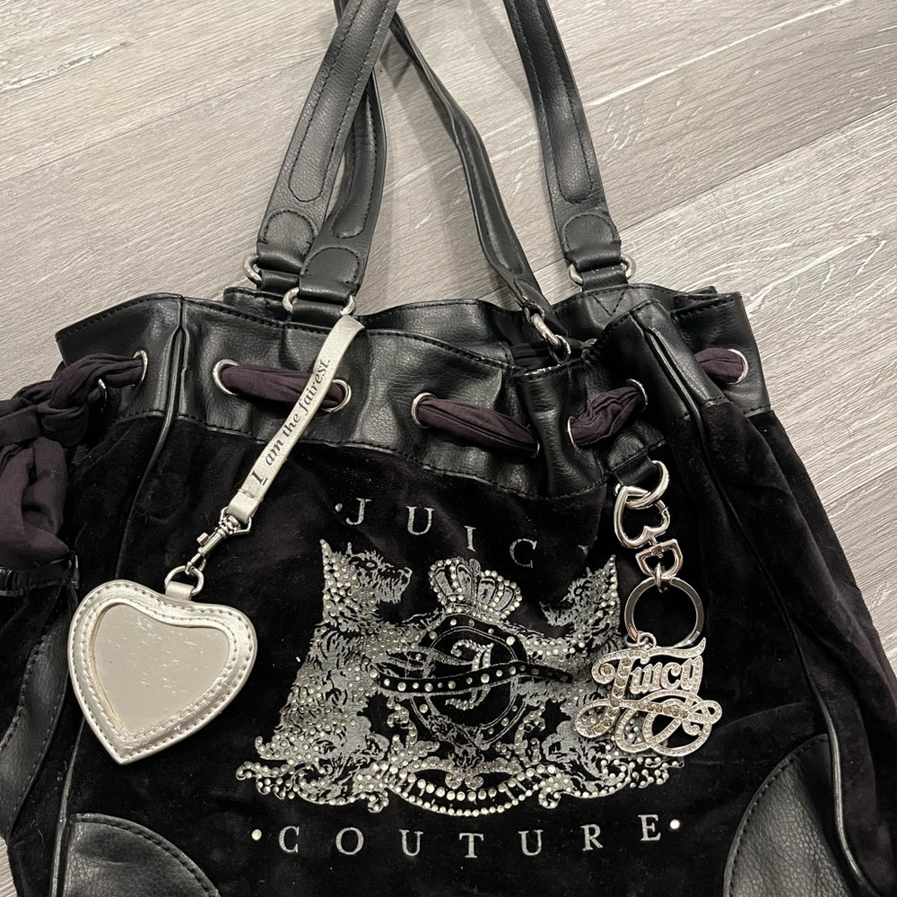 SOLD Juicy Couture Black Daydreamer